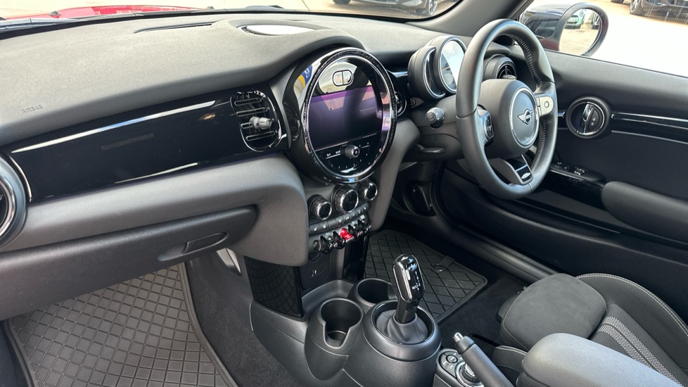 MINI Hatchback 1.5 Cooper Sport 3dr Auto Petrol Hatchback - Image 7