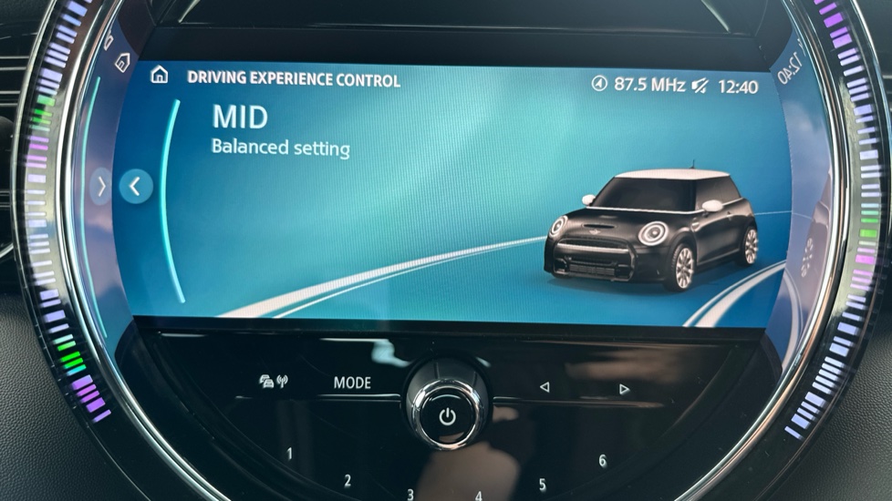 MINI Hatchback 1.5 Cooper Sport 3dr Auto Petrol Hatchback - Image 47