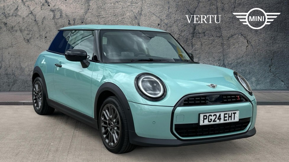 MINI Cooper 2.0 S Classic 3dr Auto Petrol Hatchback - Image 1