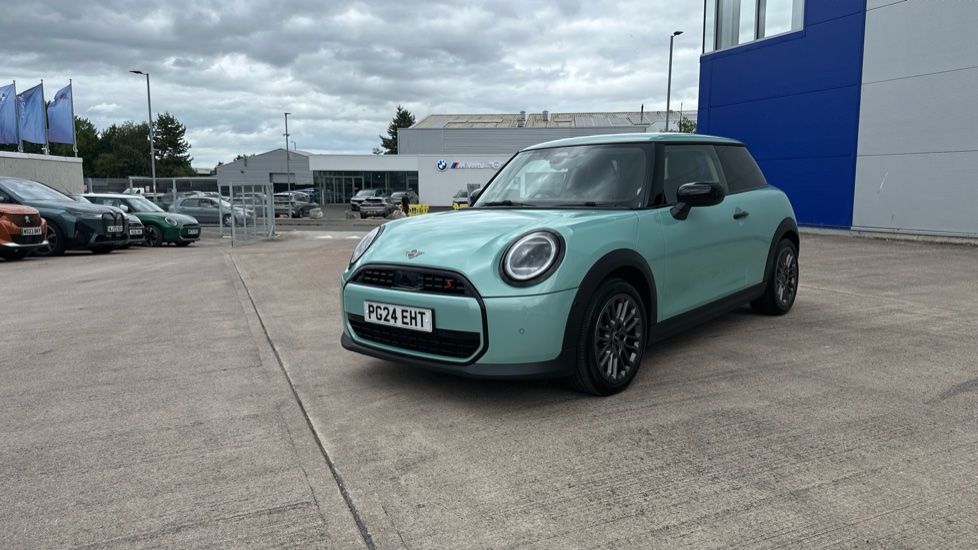 MINI Cooper 2.0 S Classic 3dr Auto Petrol Hatchback - Image 24