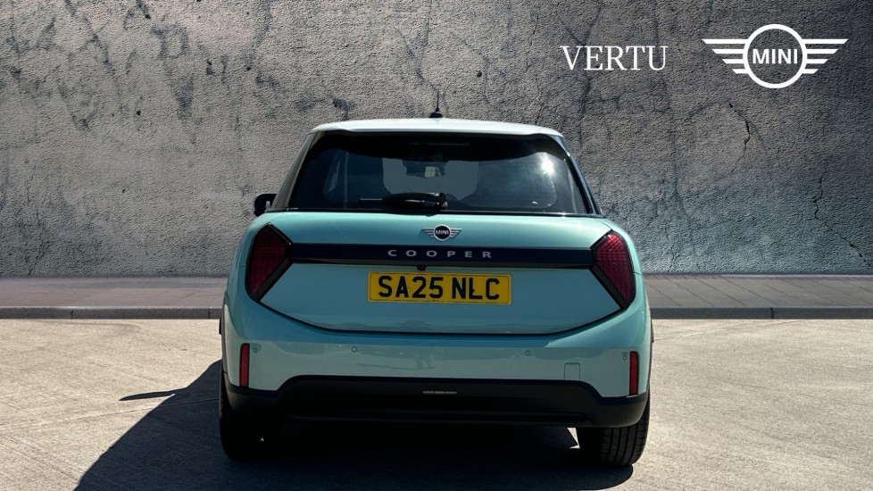 MINI Cooper 1.5 C Exclusive 5dr Auto Petrol Hatchback - Image 15