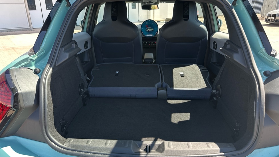 MINI Cooper 1.5 C Exclusive 5dr Auto Petrol Hatchback - Image 27