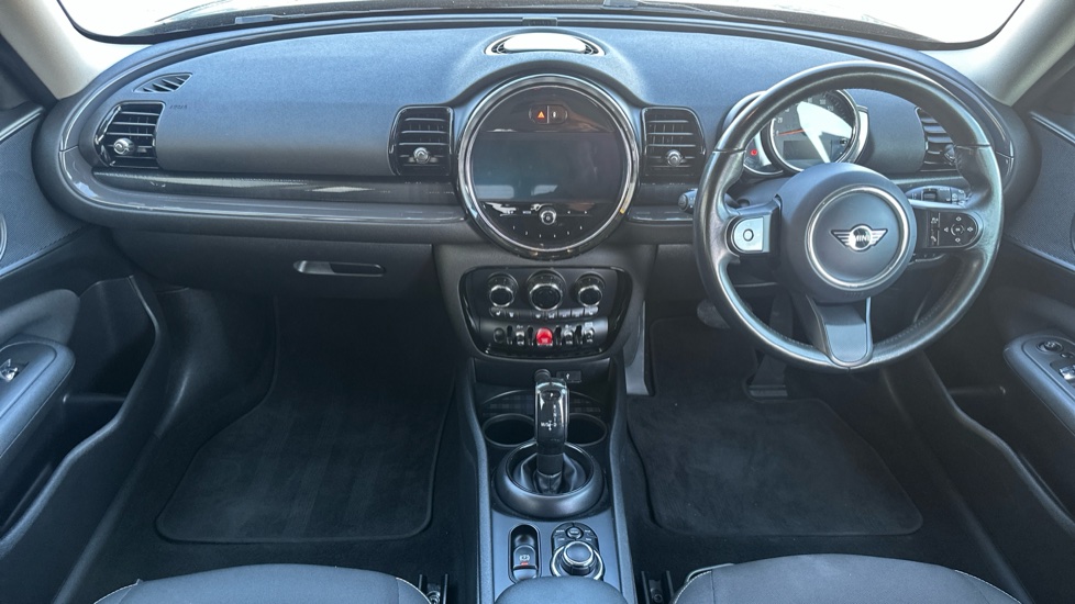 MINI Clubman 1.5 Cooper Classic 6dr Auto Petrol Estate - Image 4