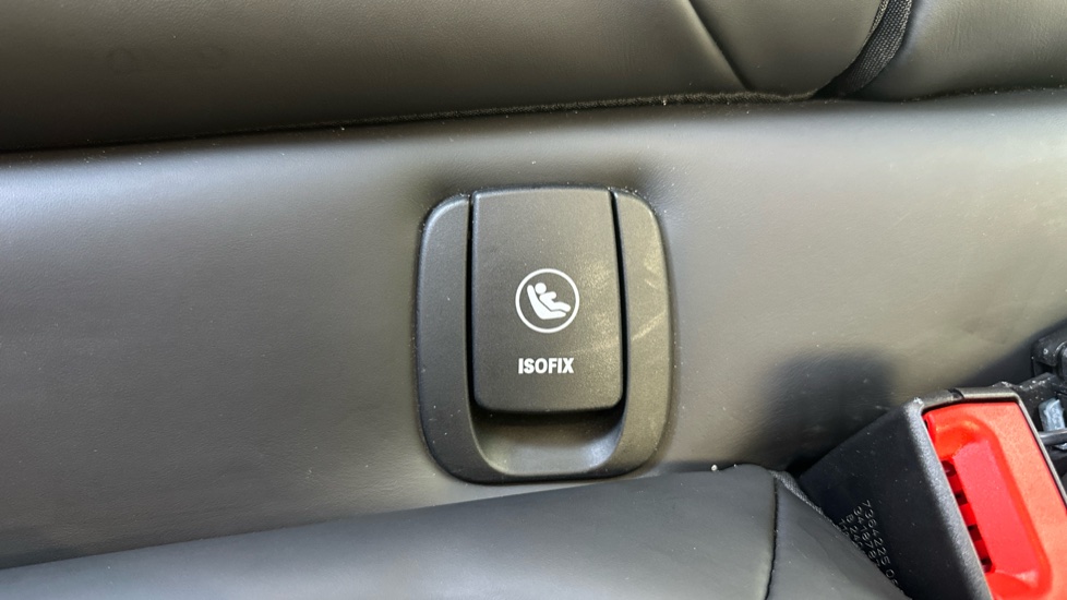 MINI Hatchback 2.0 Cooper S Exclusive Premium 5dr Auto Petrol Hatchback - Image 32