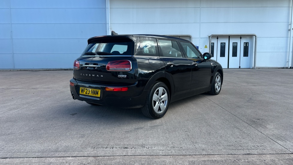 MINI Clubman 1.5 Cooper Classic 6dr Auto Petrol Estate - Image 25