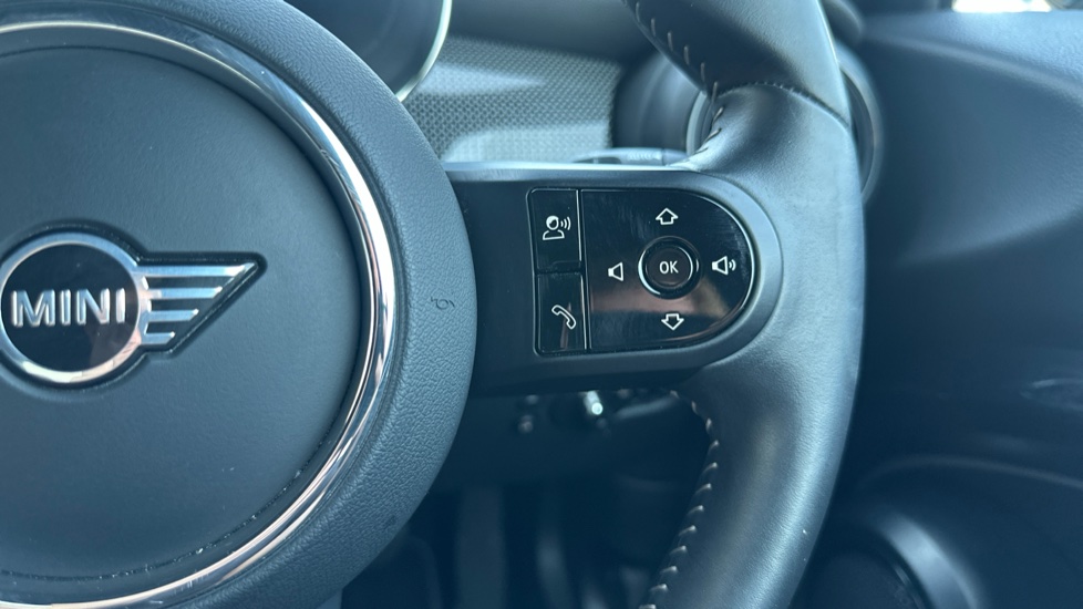 MINI Hatchback 1.5 Cooper Exclusive 3dr Auto Petrol Hatchback - Image 18