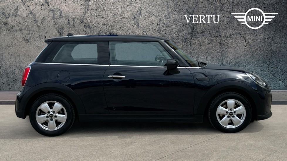 MINI Hatchback 1.5 Cooper Classic 3dr Auto [Comfort Pack] Petrol Hatchback - Image 3