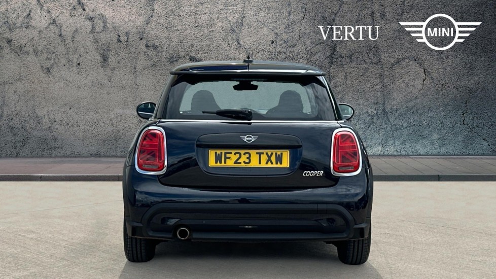 MINI Hatchback 1.5 Cooper Classic 3dr Auto [Comfort Pack] Petrol Hatchback - Image 15