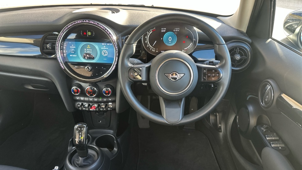 MINI Hatchback 1.5 Cooper Classic Premium 5dr Auto Petrol Hatchback - Image 5