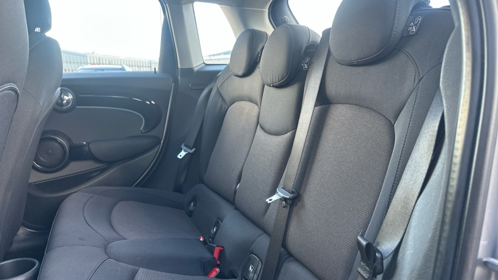 MINI Hatchback 1.5 Cooper Classic Premium 5dr Auto Petrol Hatchback - Image 12