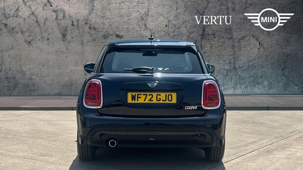 MINI Hatchback 1.5 Cooper Classic 5dr Auto Petrol Hatchback - Image 15