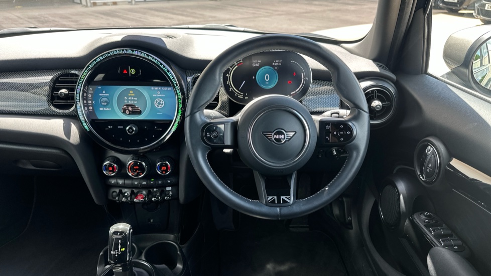 MINI Hatchback 1.5 Cooper Exclusive 5dr Auto Petrol Hatchback - Image 5