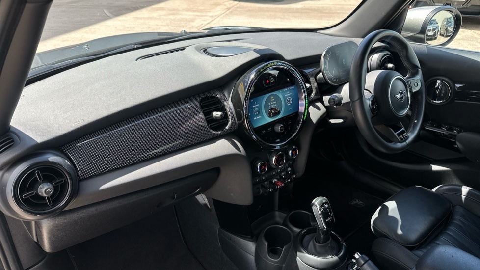 MINI Hatchback 1.5 Cooper Exclusive 5dr Auto Petrol Hatchback - Image 7