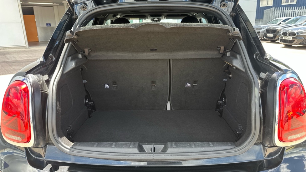 MINI Hatchback 1.5 Cooper Exclusive 5dr Auto Petrol Hatchback - Image 13