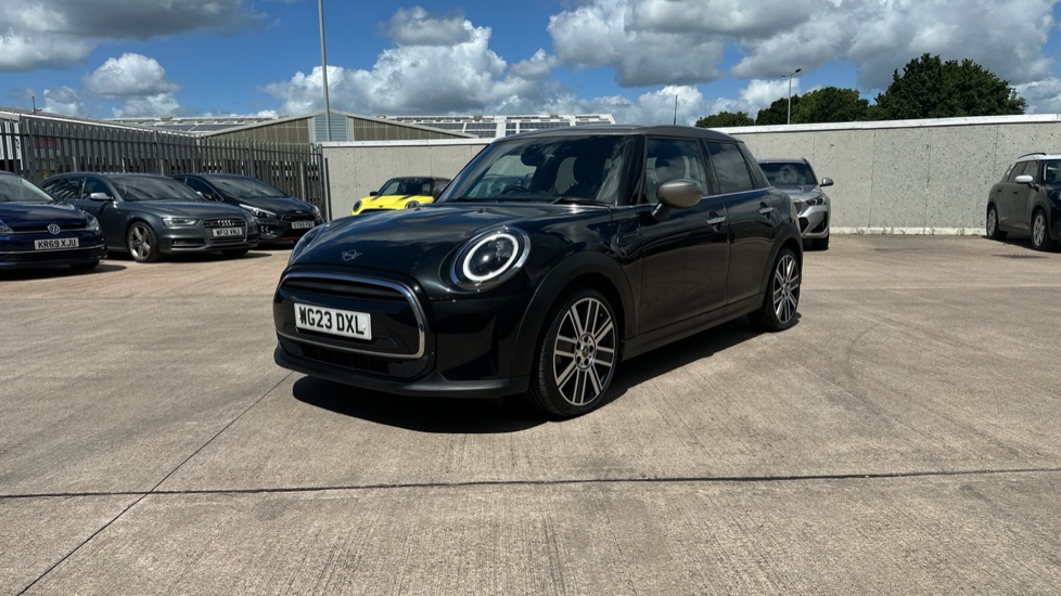 MINI Hatchback 1.5 Cooper Exclusive 5dr Auto Petrol Hatchback - Image 24