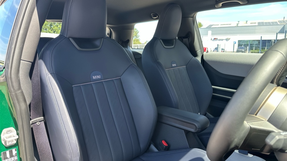 MINI Cooper 1.5 C Exclusive [Level 1] 3dr Auto Petrol Hatchback - Image 11