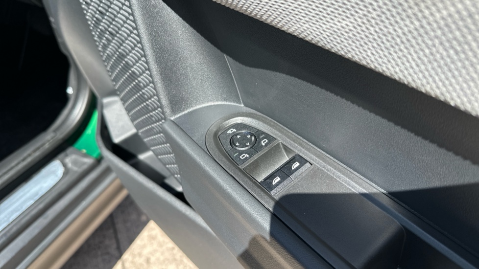 MINI Cooper 1.5 C Exclusive [Level 1] 3dr Auto Petrol Hatchback - Image 28