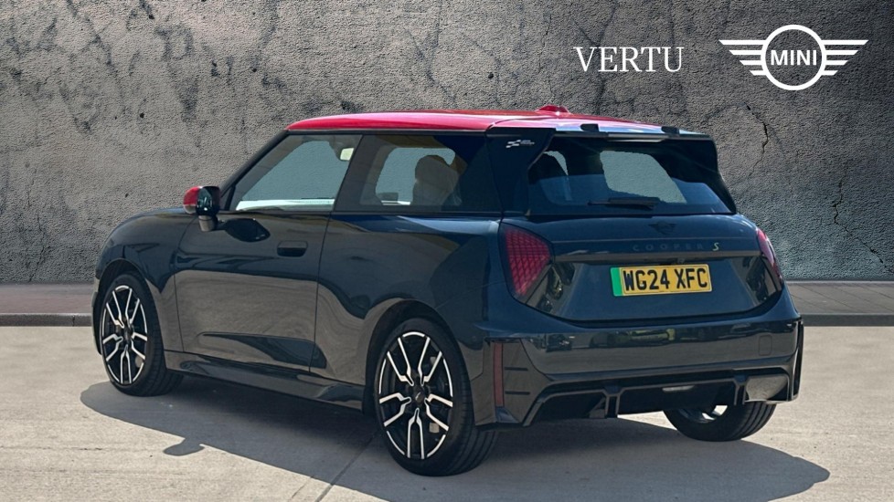 MINI Cooper 160kW SE Sport 54kWh 3dr Auto Electric Hatchback - Image 2