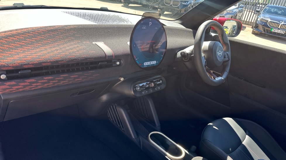 MINI Cooper 160kW SE Sport 54kWh 3dr Auto Electric Hatchback - Image 7