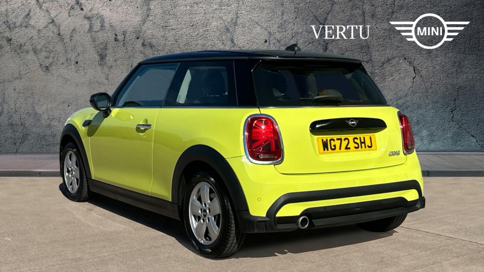 MINI Hatchback 1.5 Cooper Classic 3dr Auto [Comfort/Nav Pack] Petrol Hatchback - Image 2