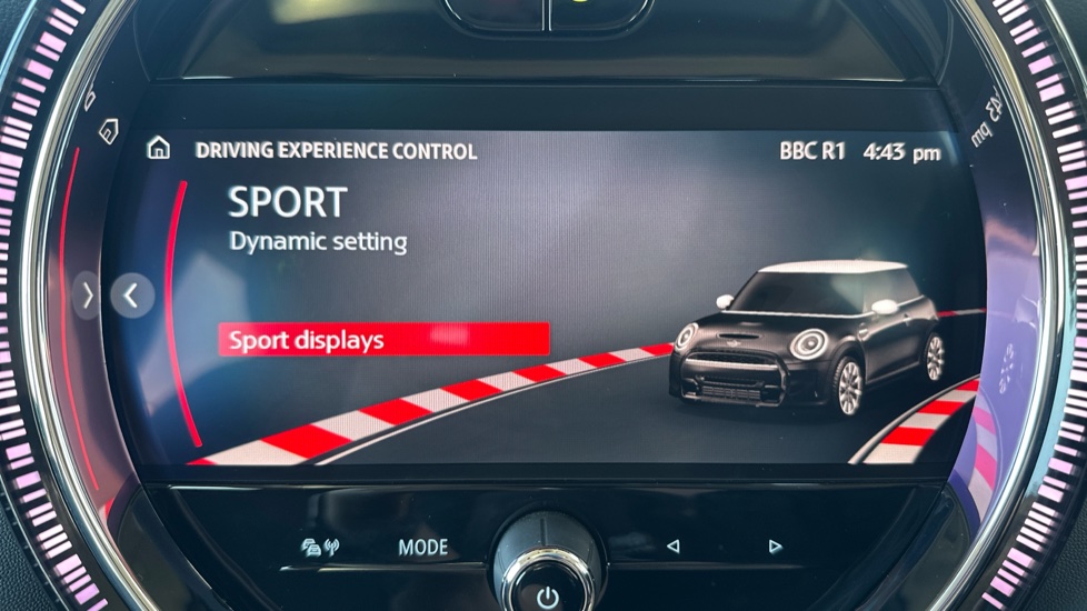 MINI Hatchback 1.5 Cooper Classic 3dr Auto [Comfort/Nav Pack] Petrol Hatchback - Image 50