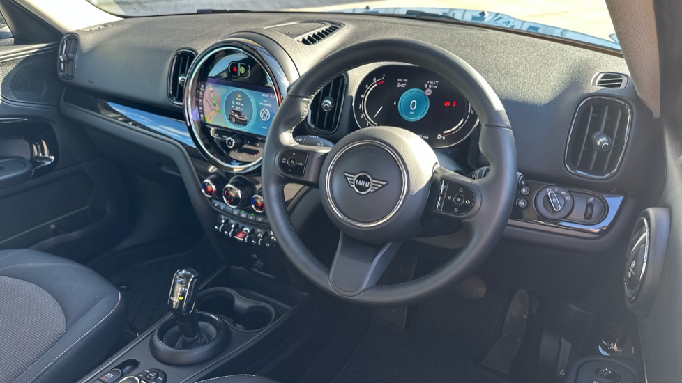 MINI Countryman 1.5 Cooper Classic Premium Plus 5dr Auto Petrol Hatchback - Image 6