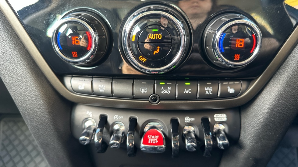 MINI Countryman 1.5 Cooper Classic Premium Plus 5dr Auto Petrol Hatchback - Image 36