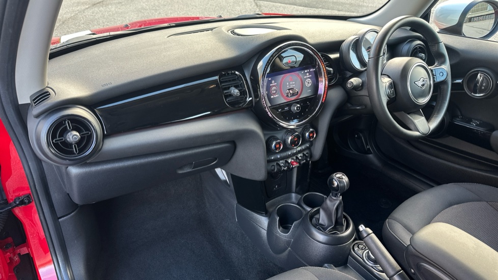 MINI Hatchback 1.5 Cooper Classic 3dr Petrol Hatchback - Image 7