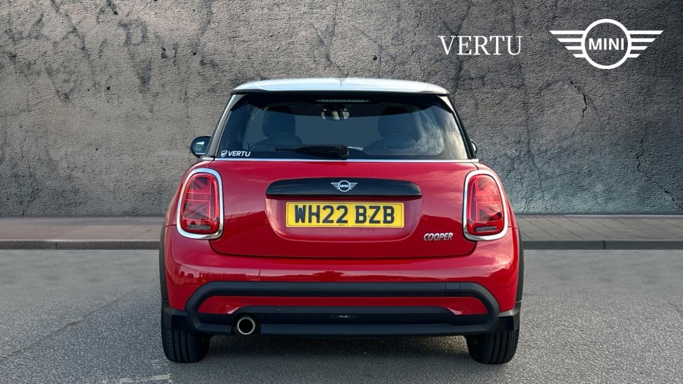 MINI Hatchback 1.5 Cooper Classic 3dr Petrol Hatchback - Image 15
