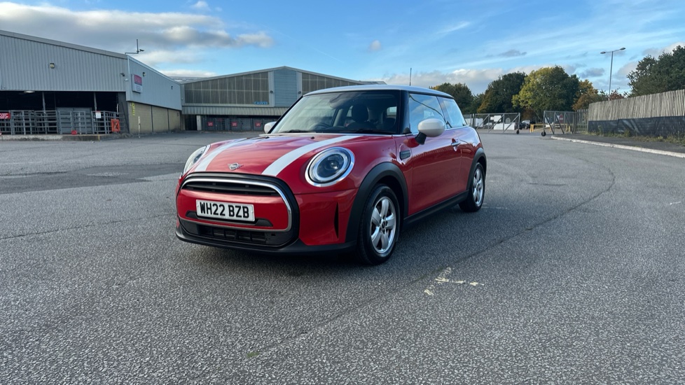 MINI Hatchback 1.5 Cooper Classic 3dr Petrol Hatchback - Image 24