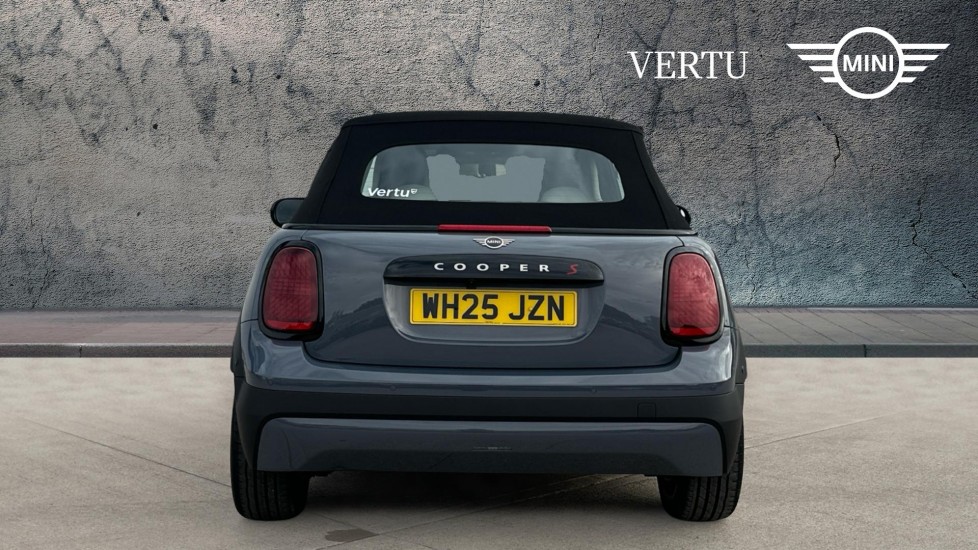 MINI Cooper 2.0 S Exclusive 2dr Auto Petrol Convertible - Image 15