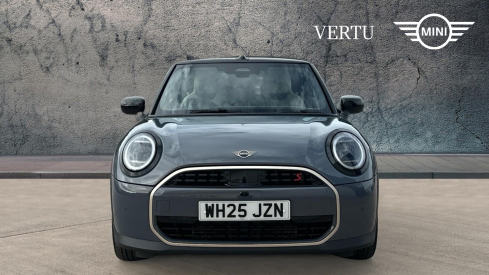 MINI Cooper 2.0 S Exclusive 2dr Auto Petrol Convertible - Image 16