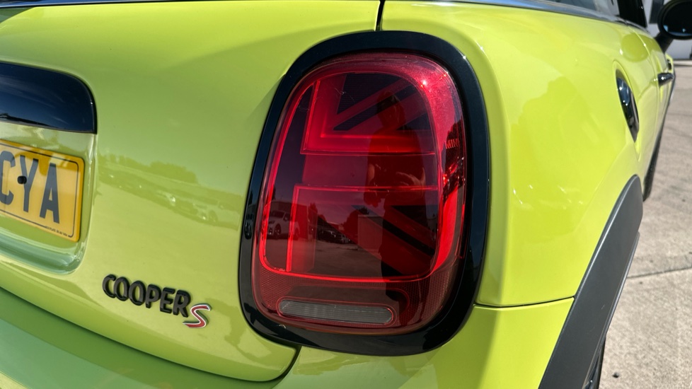 MINI Hatchback 2.0 Cooper S Exclusive 3dr Auto Petrol Hatchback - Image 22