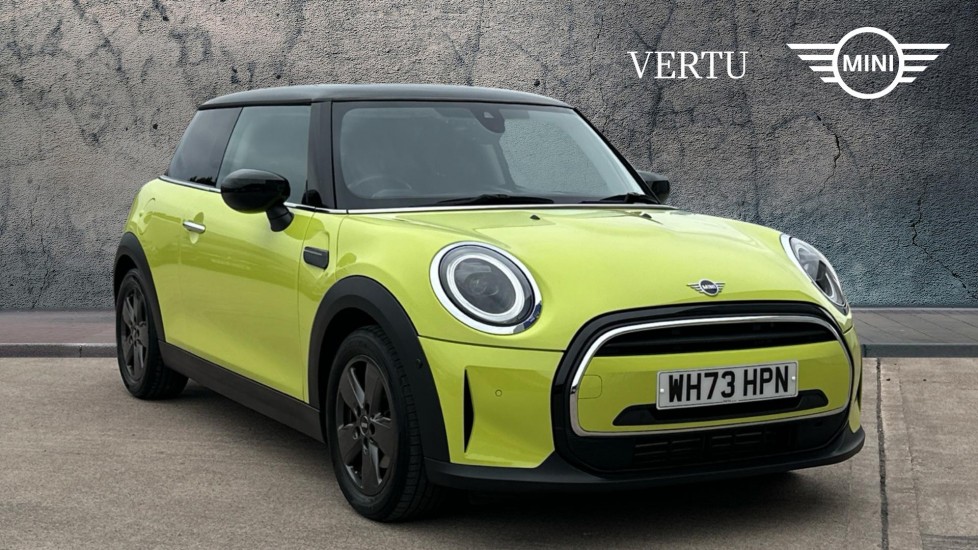 MINI Hatchback 1.5 Cooper Classic 3dr Auto Petrol Hatchback - Image 1