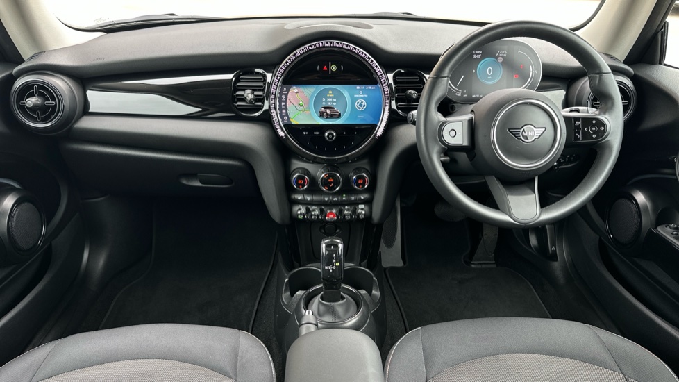 MINI Hatchback 1.5 Cooper Classic 3dr Auto Petrol Hatchback - Image 4