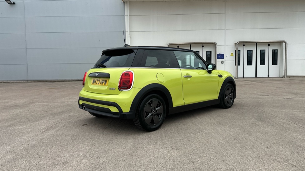 MINI Hatchback 1.5 Cooper Classic 3dr Auto Petrol Hatchback - Image 25