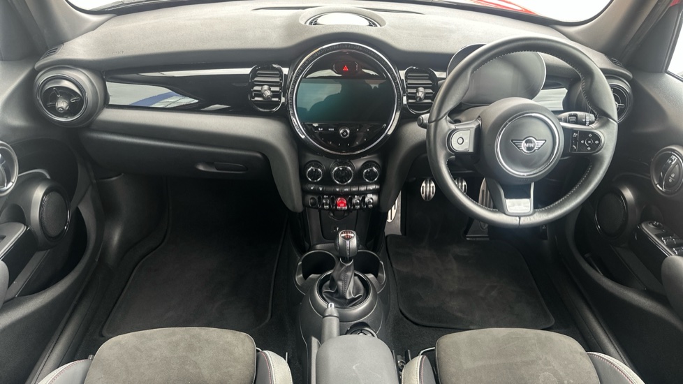 MINI Hatchback 1.5 Cooper Sport 5dr Petrol Hatchback - Image 4