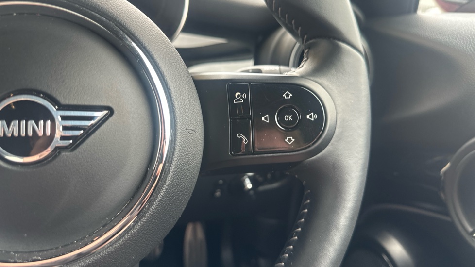 MINI Hatchback 1.5 Cooper Sport 5dr Petrol Hatchback - Image 18