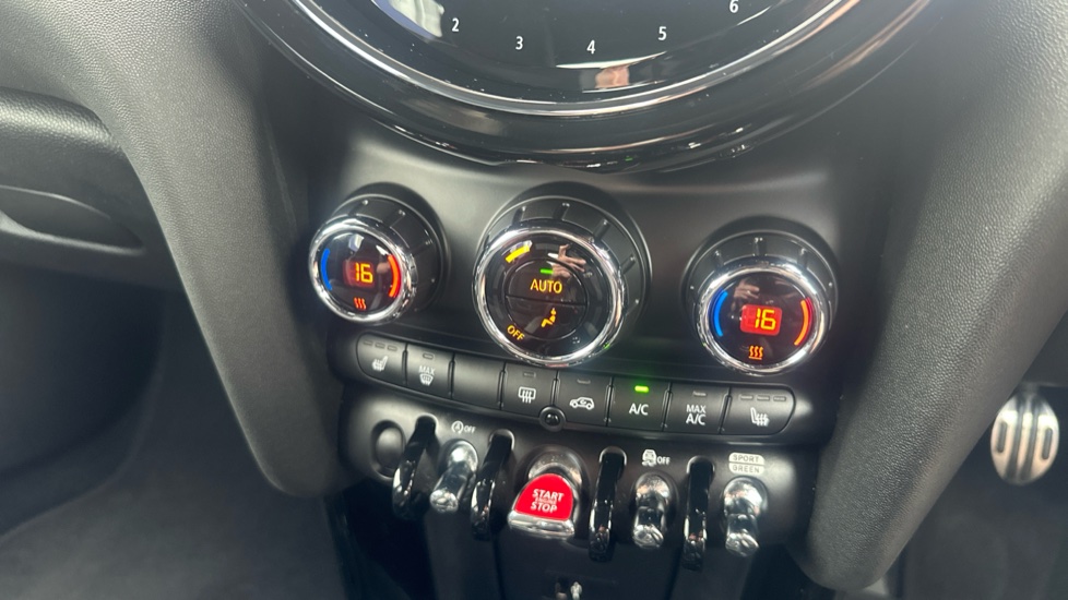 MINI Hatchback 1.5 Cooper Sport 5dr Petrol Hatchback - Image 31
