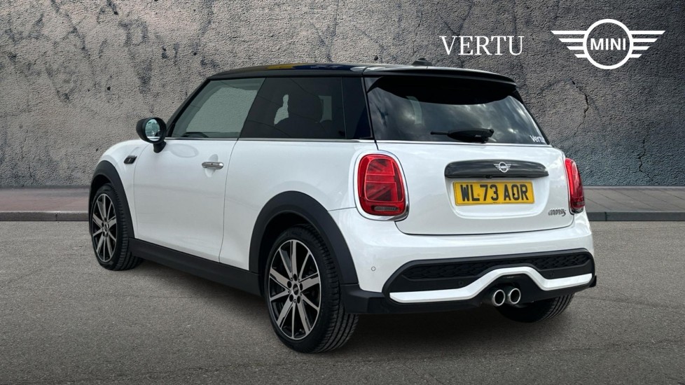 MINI Hatchback 2.0 Cooper S Classic 3dr Auto Petrol Hatchback - Image 2