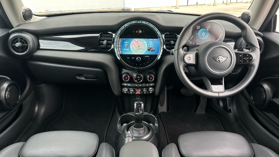 MINI Hatchback 2.0 Cooper S Classic 3dr Auto Petrol Hatchback - Image 4