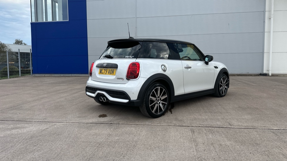 MINI Hatchback 2.0 Cooper S Classic 3dr Auto Petrol Hatchback - Image 25