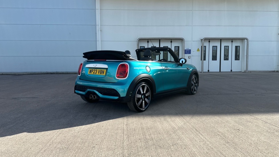 MINI Convertible 2.0 Cooper S Seaside Edition 2dr Auto Petrol Convertible - Image 26