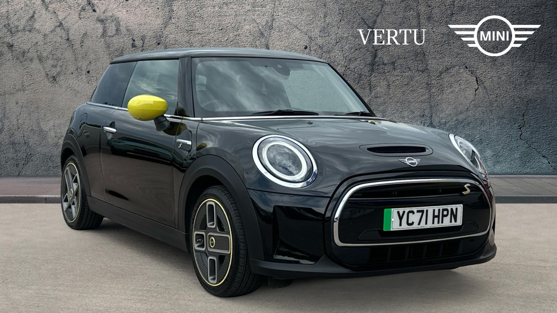 MINI Hatchback listing photo