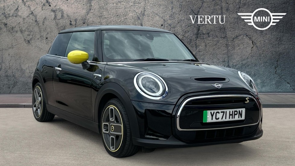 MINI Hatchback 135kW Cooper S Level 2 33kWh 3dr Auto Electric Hatchback - Image 1