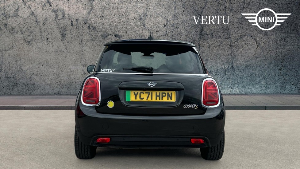 MINI Hatchback 135kW Cooper S Level 2 33kWh 3dr Auto Electric Hatchback - Image 15