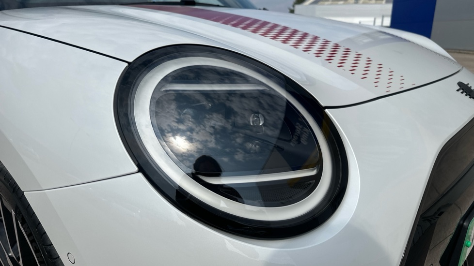 MINI Cooper 160kW SE Sport [Level 3] 54kWh 3dr Auto Electric Hatchback - Image 23