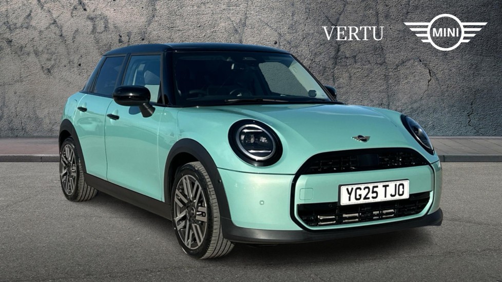 MINI Cooper 1.5 C Classic 5dr Auto Petrol Hatchback - Image 1