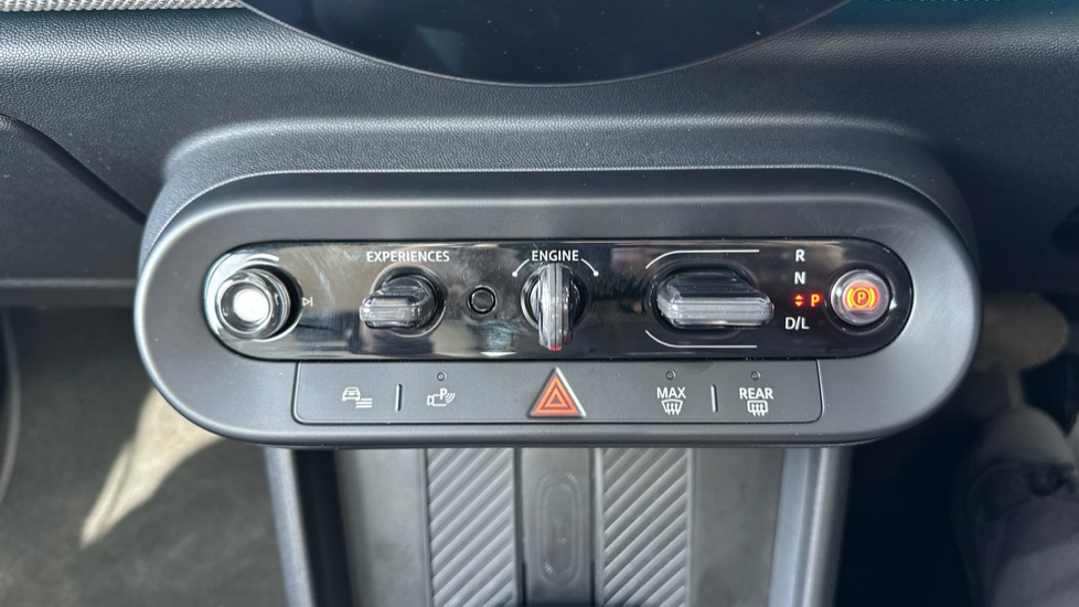 MINI Cooper 1.5 C Exclusive 5dr Auto Petrol Hatchback - Image 10