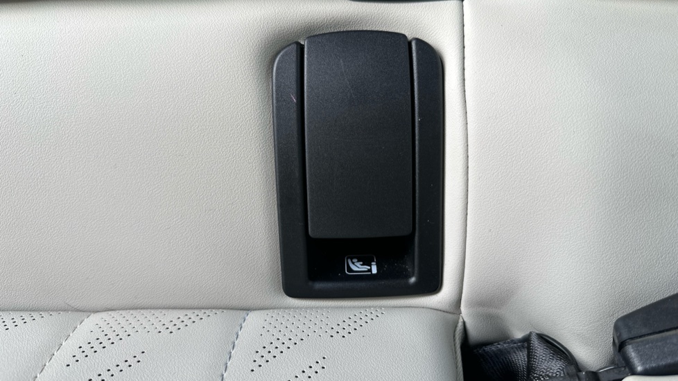 MINI Cooper 1.5 C Exclusive 5dr Auto Petrol Hatchback - Image 27
